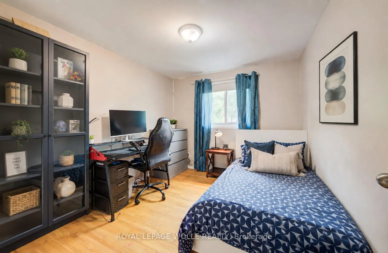 Photo 24 of 27 Glen Avon Crescent, Kitchener — HOMEH