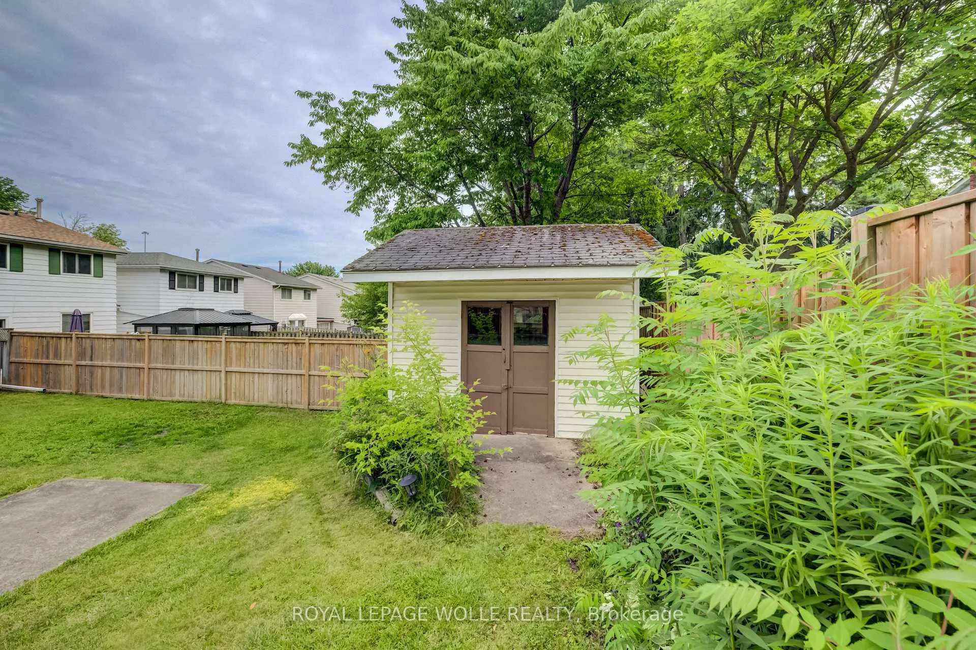 Photo 30 of 27 Glen Avon Crescent, Kitchener — HOMEH