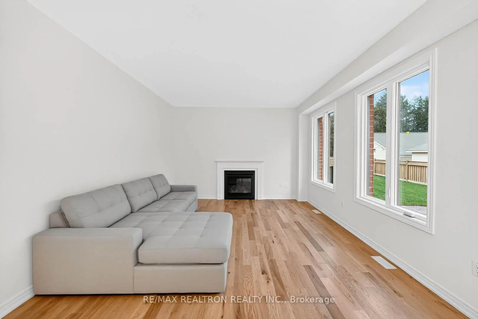 Photo 9 of 1 Wakefield Boulevard, Essa, Angus — HOMEH