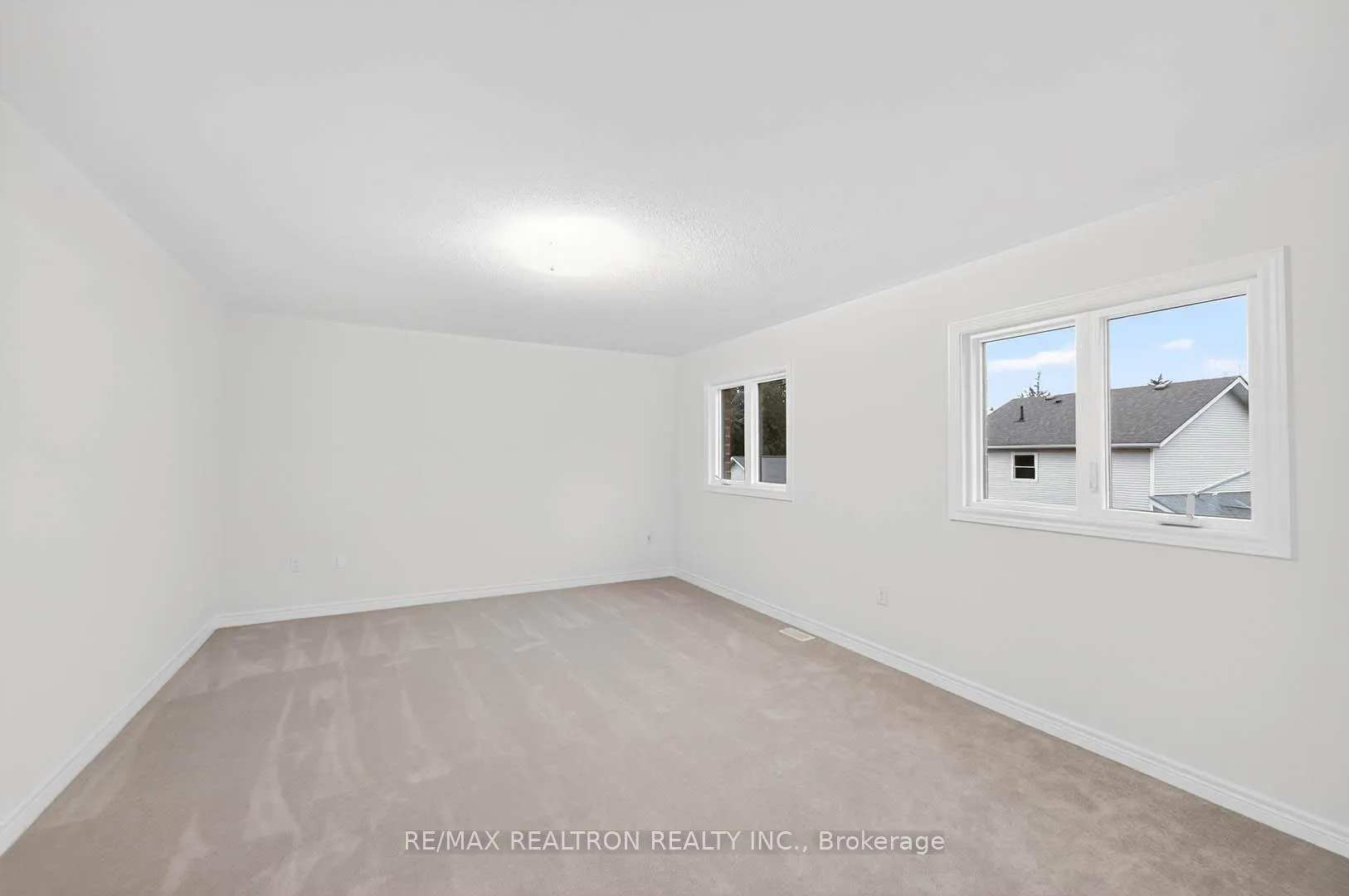 Photo 23 of 1 Wakefield Boulevard, Essa, Angus — HOMEH