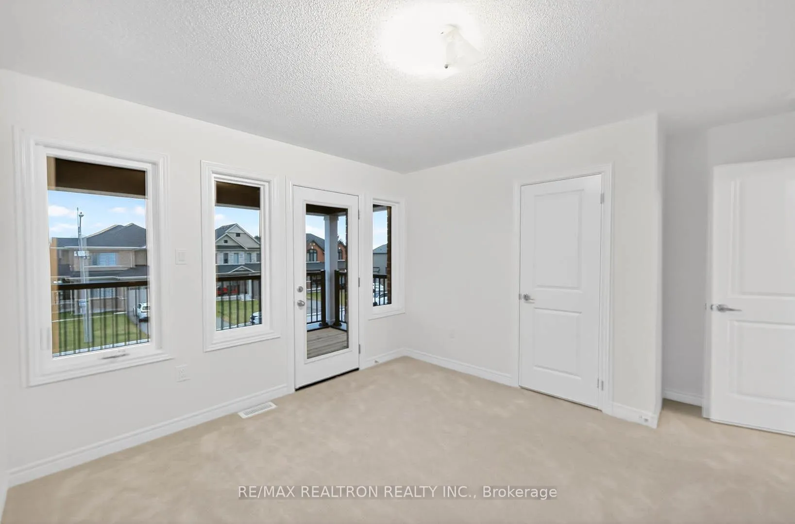 Photo 31 of 1 Wakefield Boulevard, Essa, Angus — HOMEH