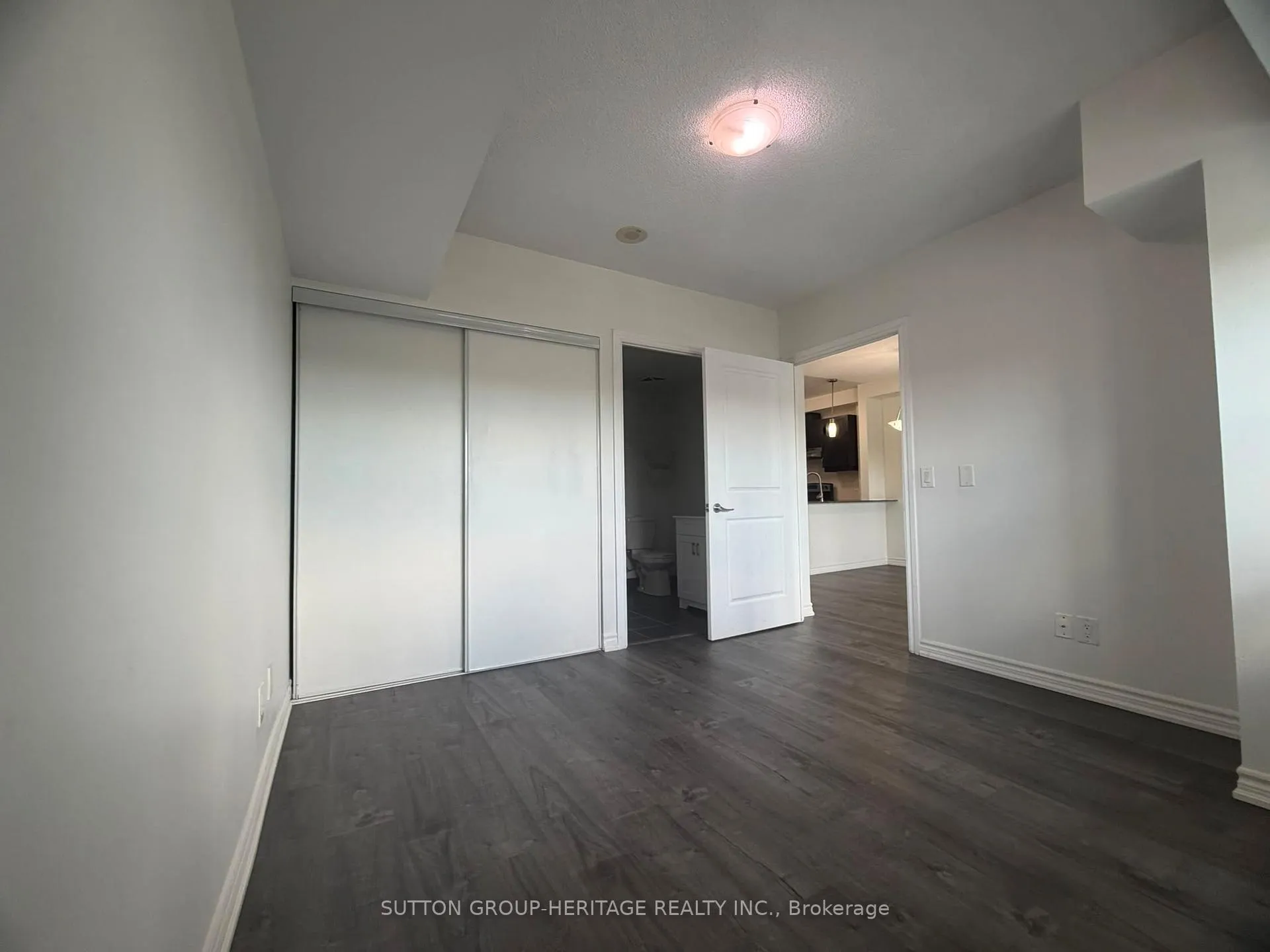 Photo 19 of Unit 404, 7730 Kipling Avenue, Vaughan, West Woodbridge — HOMEH