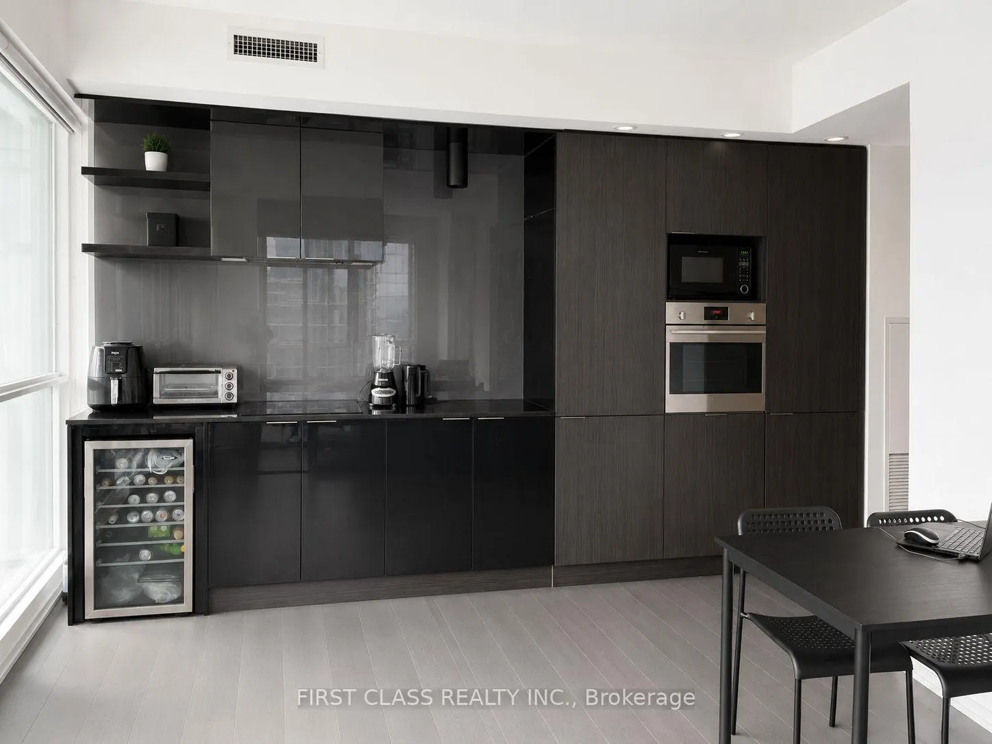 Photo 1 of Unit 2906, 70 Temperance Street, Toronto, Bay Street Corridor — HOMEH