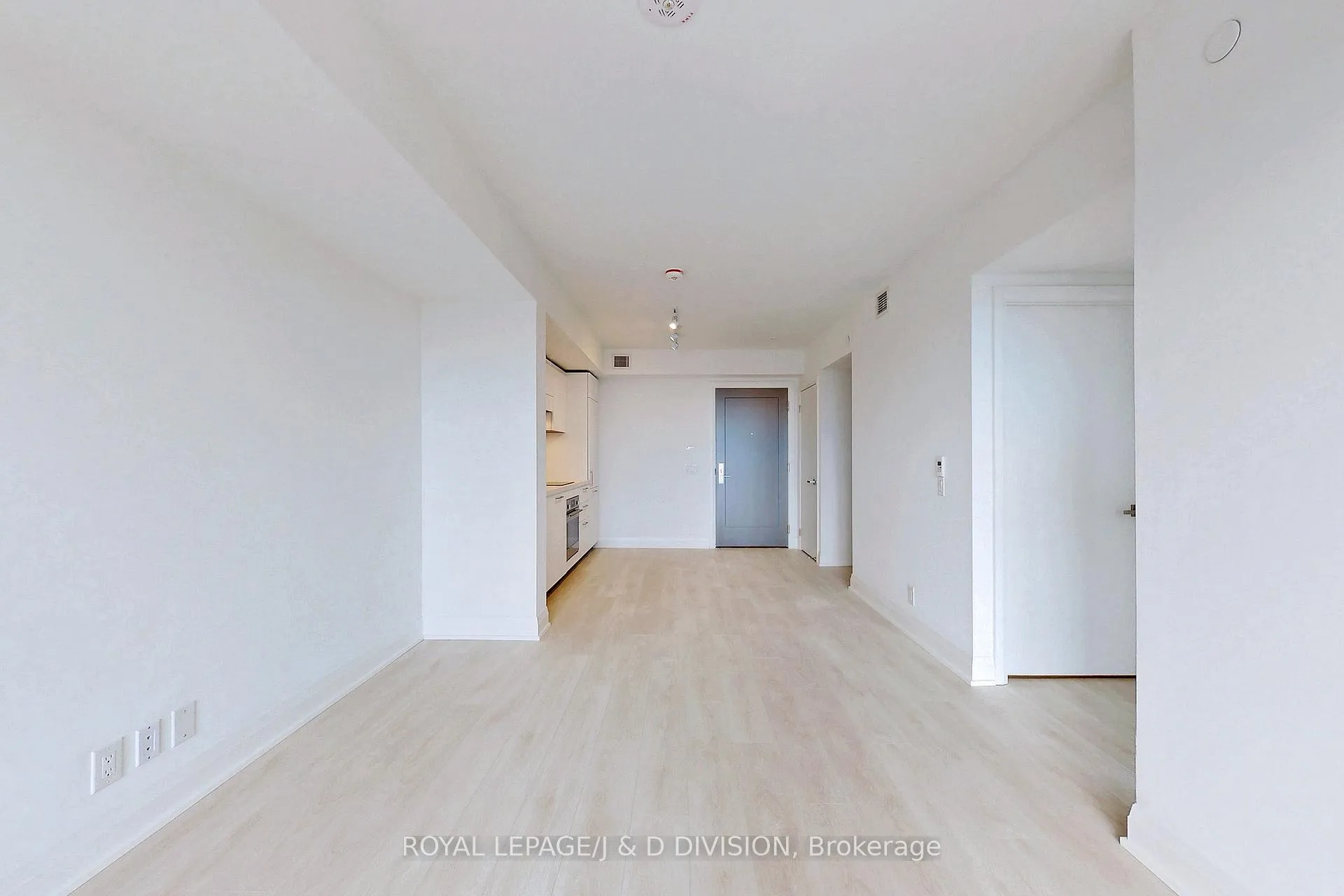 Photo 9 of Unit 510, 33 Frederick Todd Way, Toronto, Thorncliffe Park — HOMEH