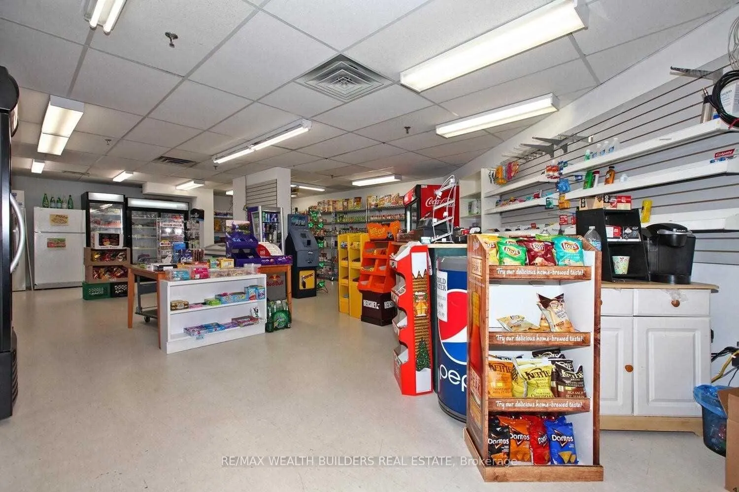 Photo 5 of Unit 207, 77 Maitland Place, Toronto, Cabbagetown-South St. James Town — HOMEH