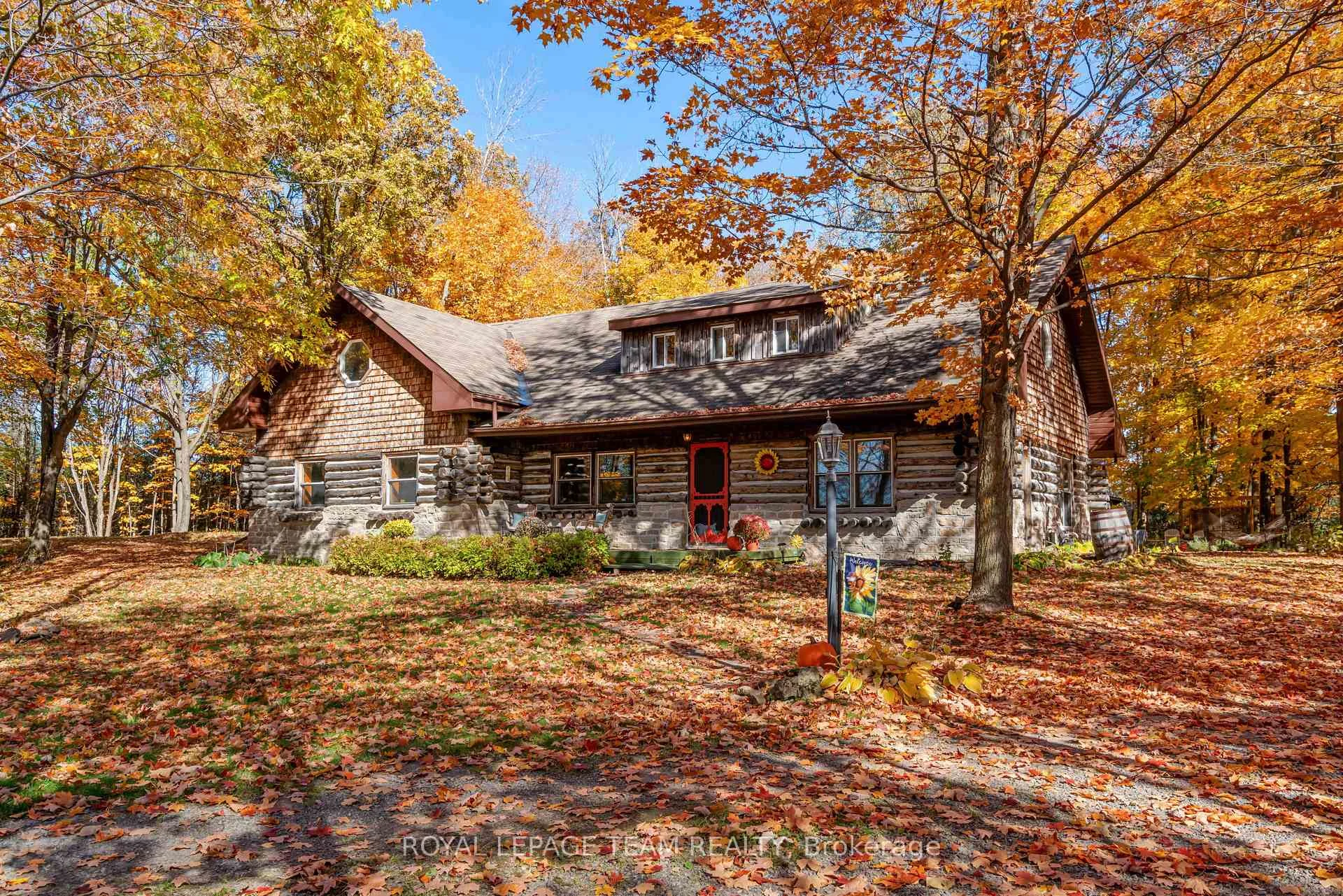 Photo of 1462 Rideau River Road
