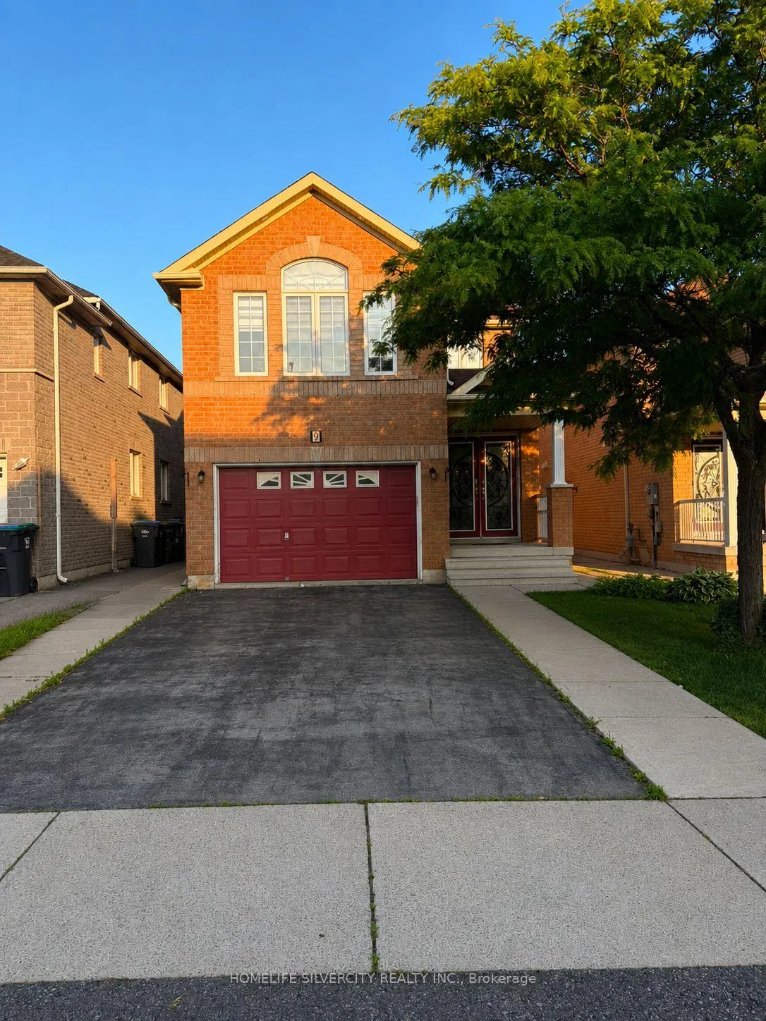 Photo 2 of 9 Wildsky Road, Brampton, Fletcher's Creek South — HOMEH