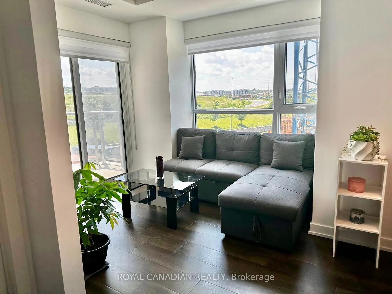 Photo 10 of Unit 301, 56 Lakeside Terrace, Barrie, Little Lake — HOMEH