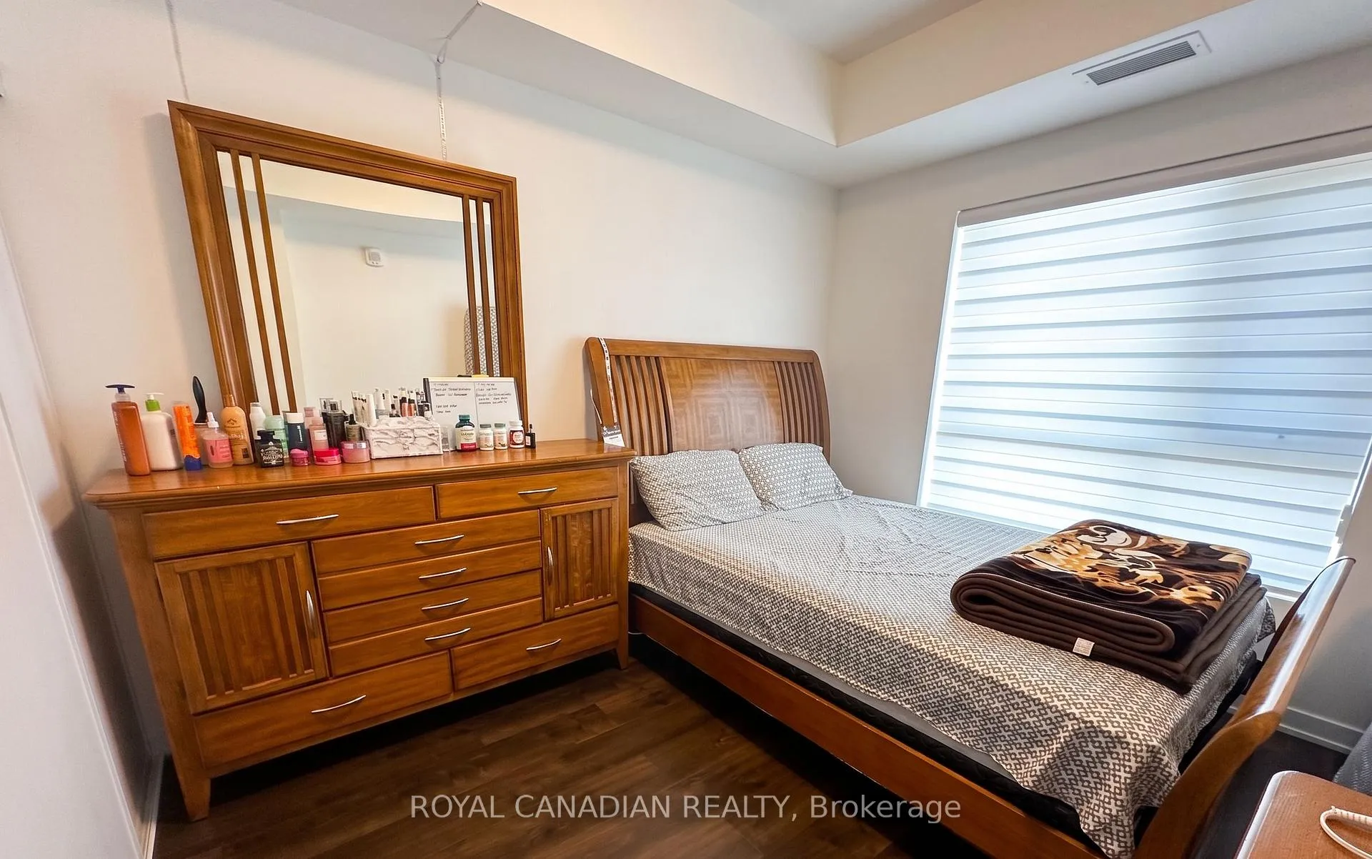 Photo 11 of Unit 301, 56 Lakeside Terrace, Barrie, Little Lake — HOMEH