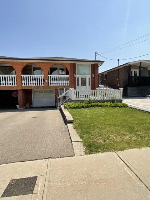 Photo 4 of 51 Seacliffe Boulevard, North York, Humber Summit — HOMEH