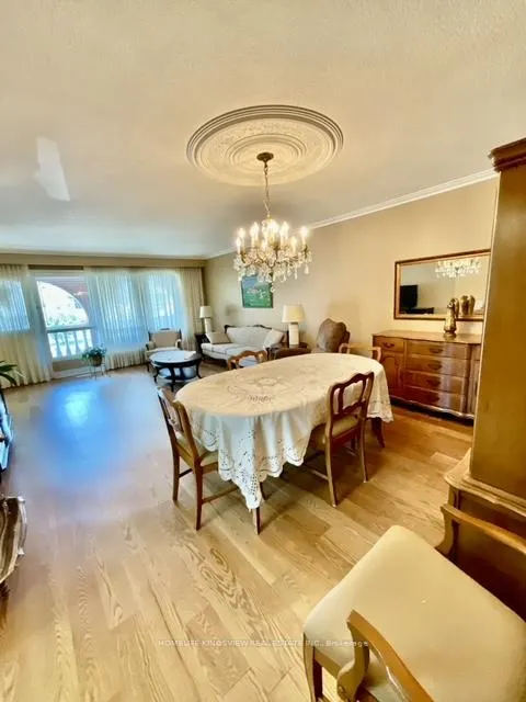Photo 12 of 51 Seacliffe Boulevard, North York, Humber Summit — HOMEH