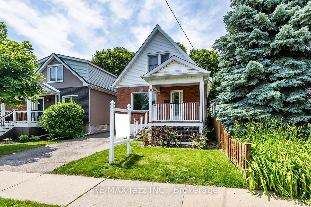 Photo 2 of 100 Montrave Avenue, Oshawa, Vanier — HOMEH