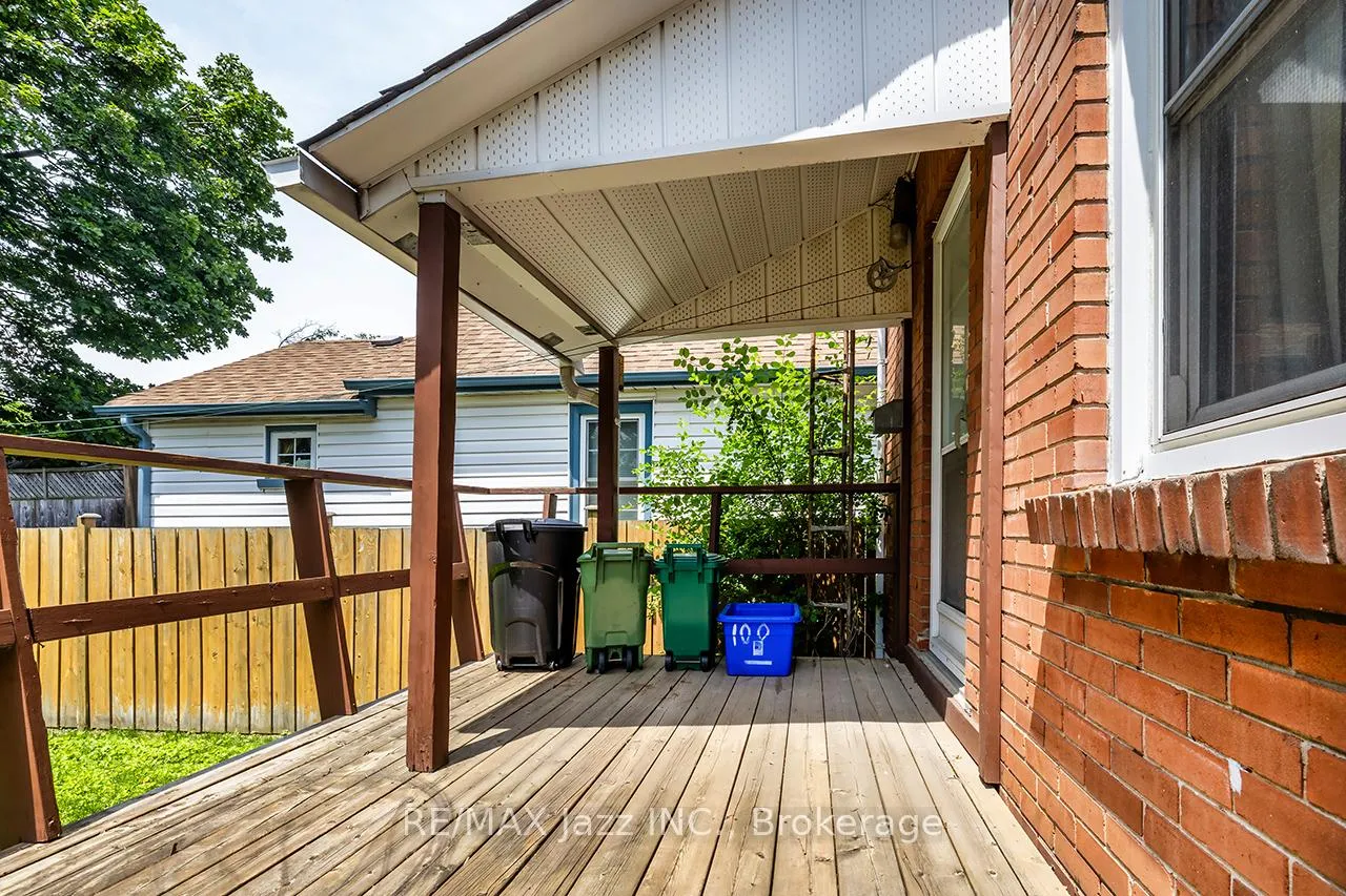 Photo 16 of 100 Montrave Avenue, Oshawa, Vanier — HOMEH