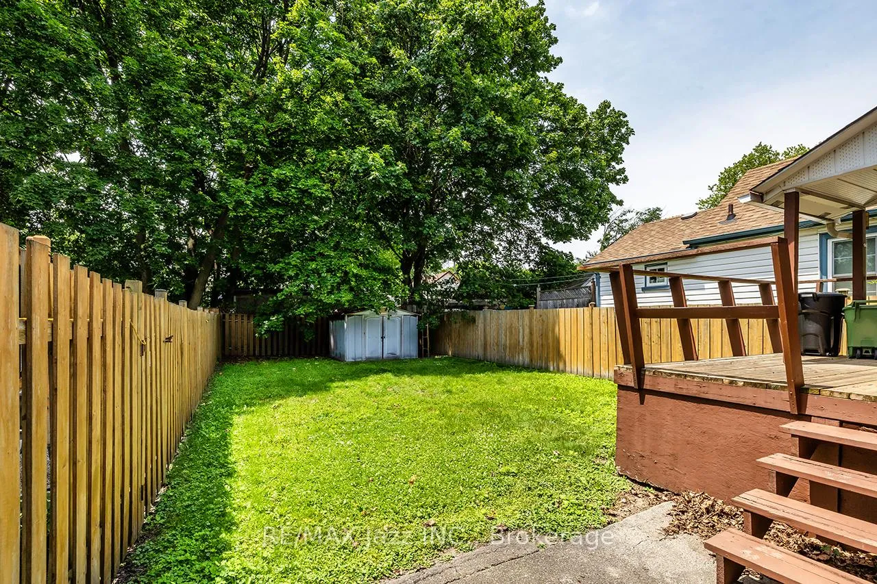 Photo 17 of 100 Montrave Avenue, Oshawa, Vanier — HOMEH
