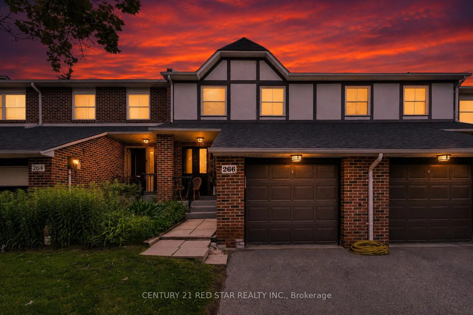 Photo 5 of 266 Simonston Boulevard, Markham, German Mills — HOMEH