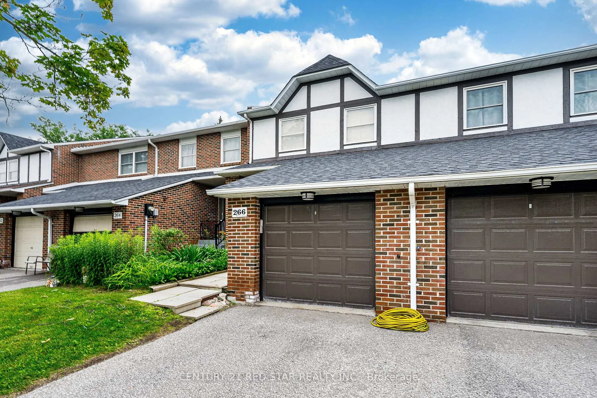 Photo 6 of 266 Simonston Boulevard, Markham, German Mills — HOMEH
