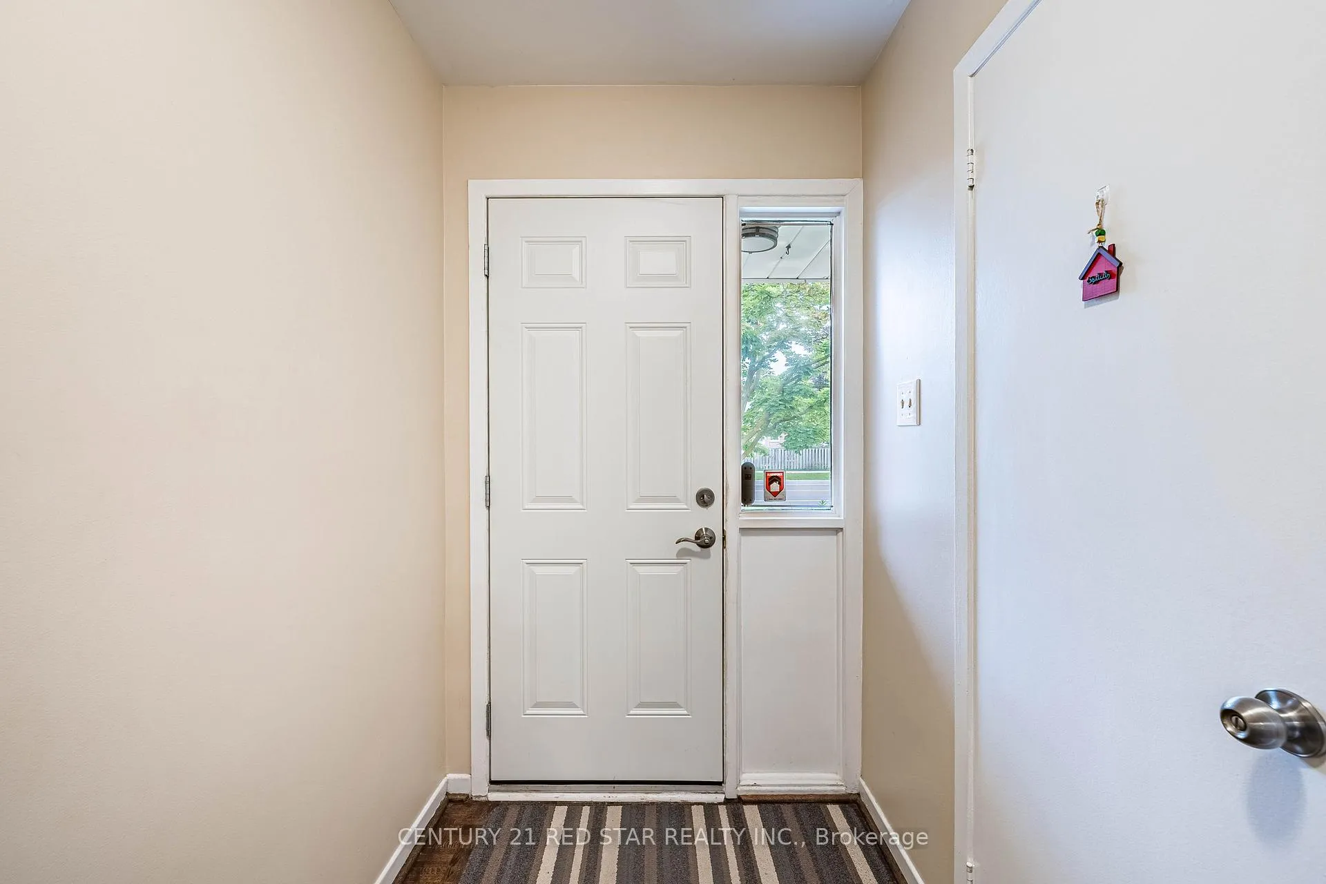Photo 9 of 266 Simonston Boulevard, Markham, German Mills — HOMEH