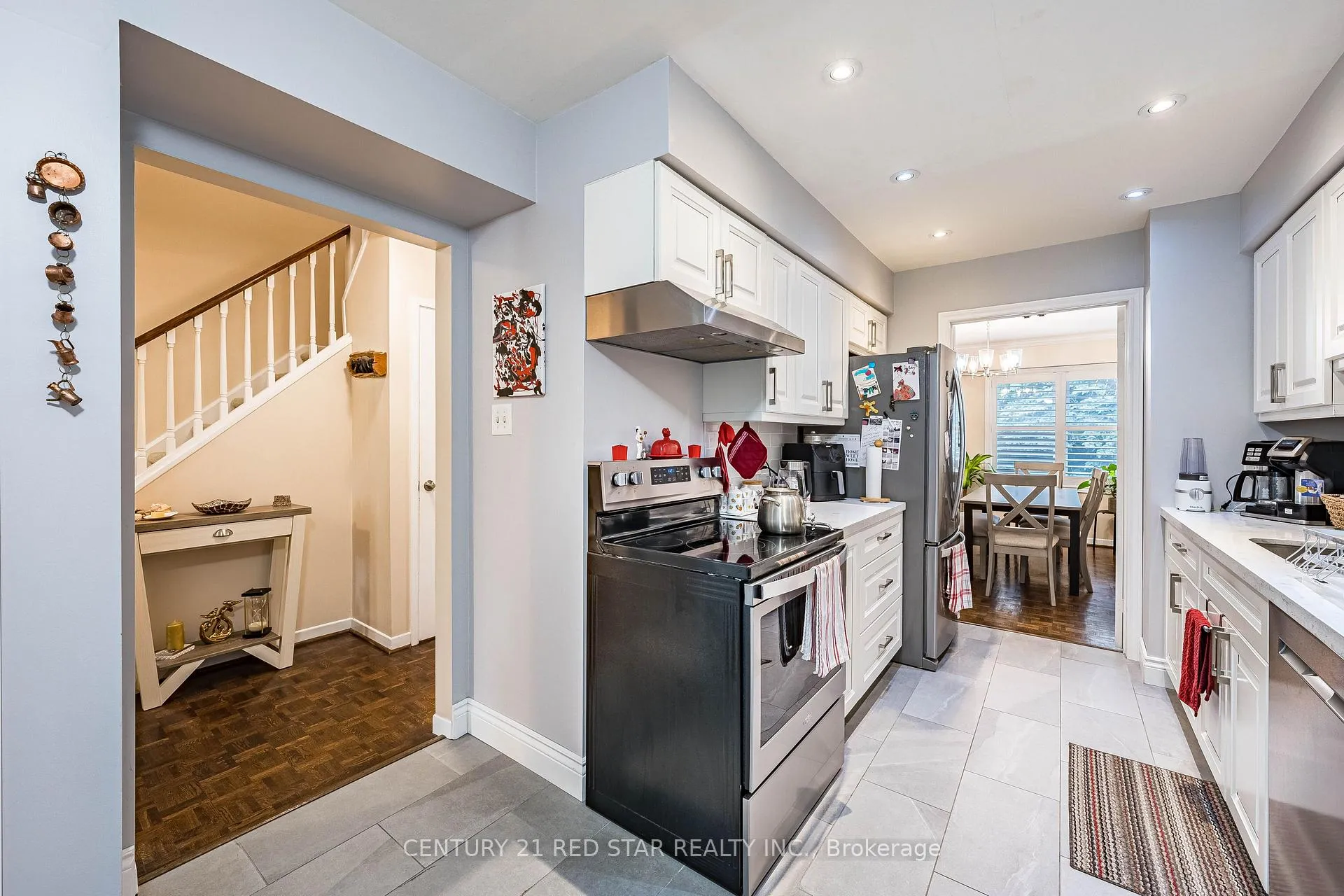 Photo 13 of 266 Simonston Boulevard, Markham, German Mills — HOMEH