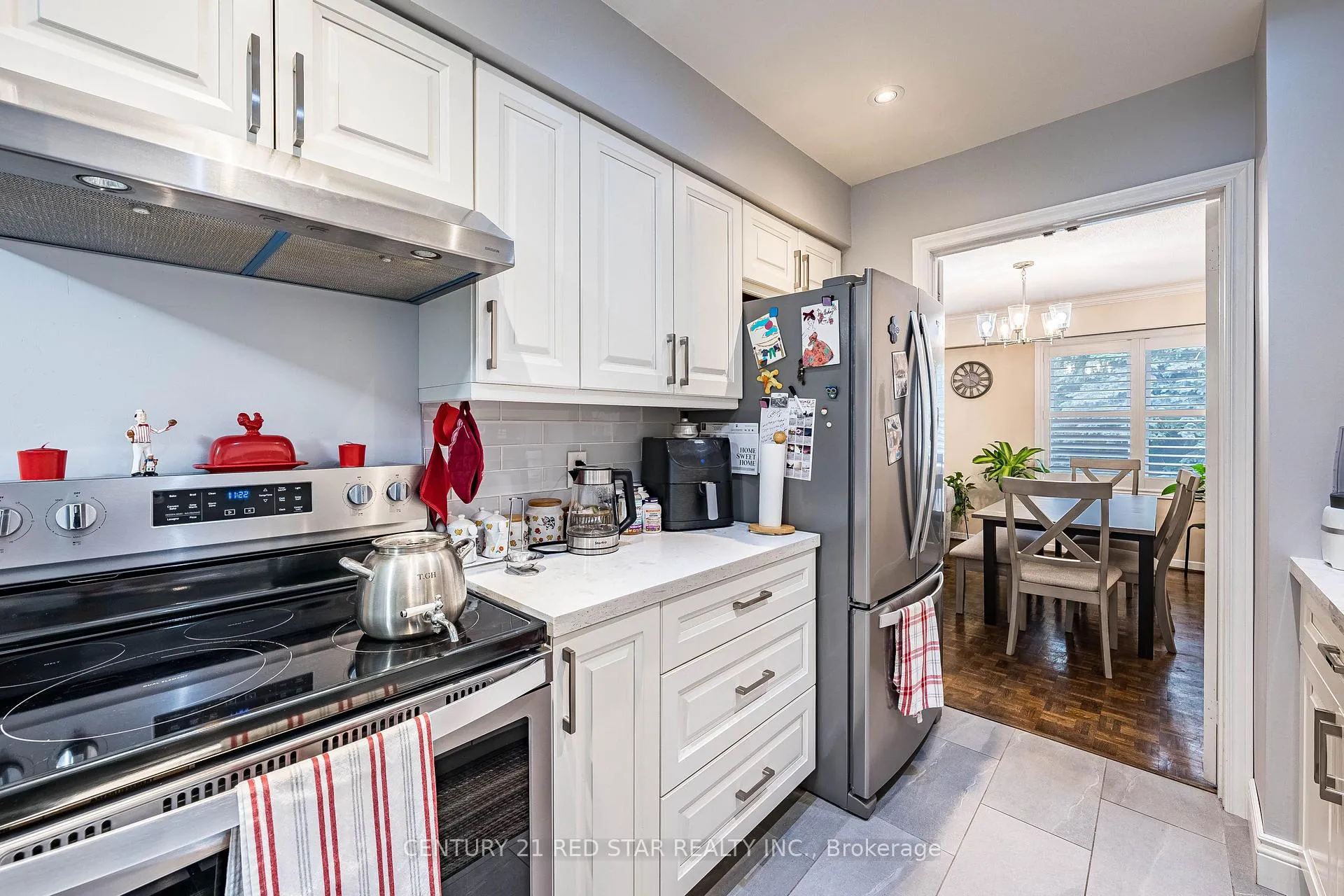 Photo 15 of 266 Simonston Boulevard, Markham, German Mills — HOMEH