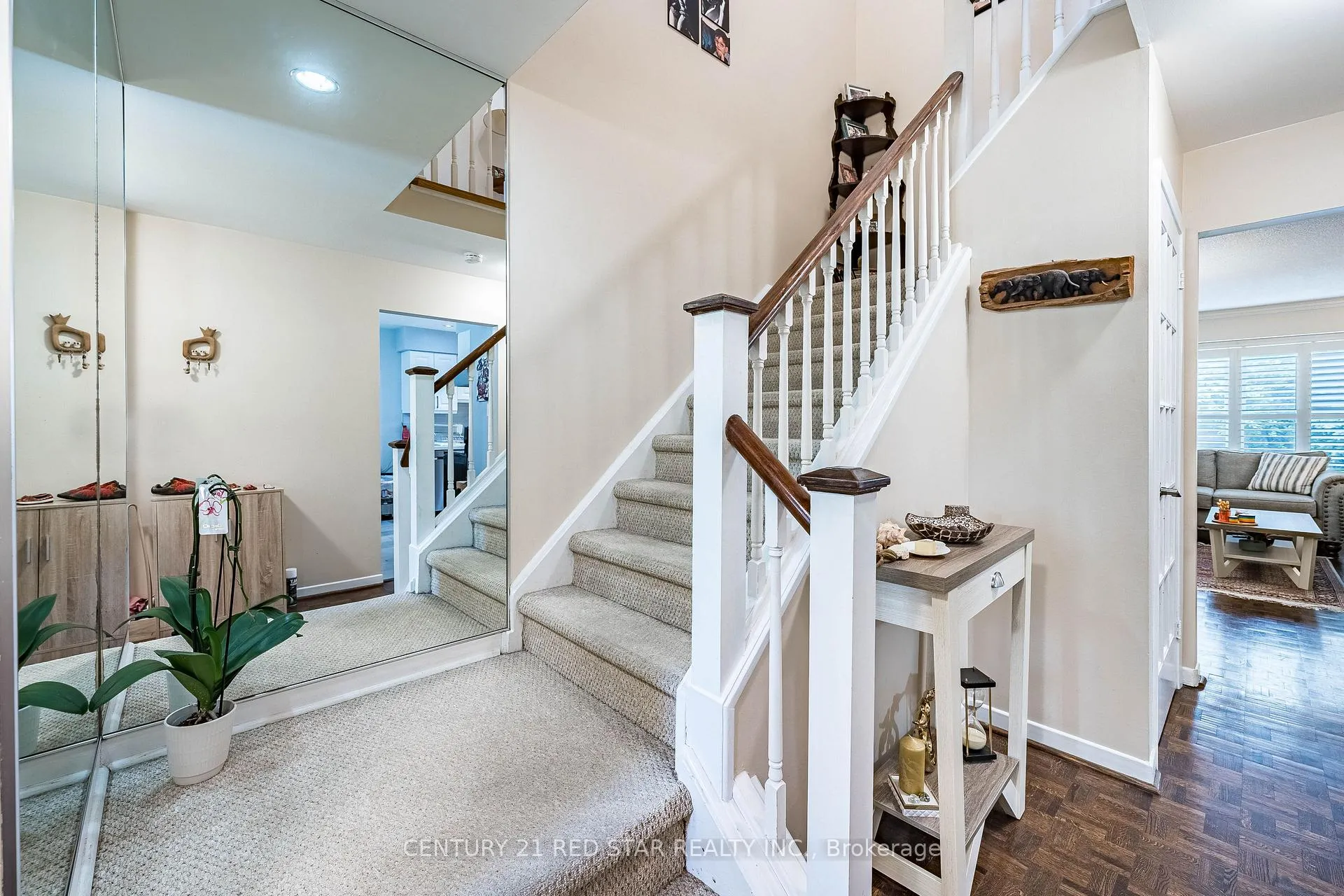 Photo 28 of 266 Simonston Boulevard, Markham, German Mills — HOMEH