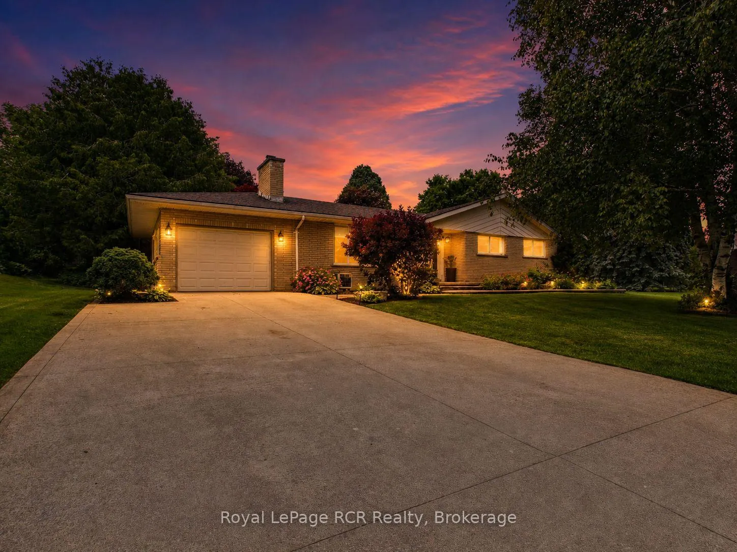 Photo 2 of 328 Summit Drive, North Huron, Wingham — HOMEH