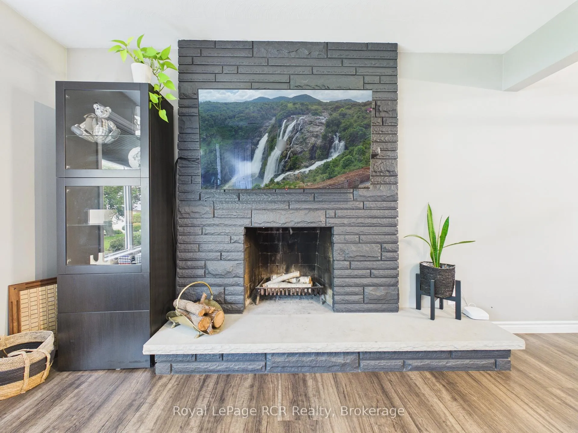 Photo 8 of 328 Summit Drive, North Huron, Wingham — HOMEH