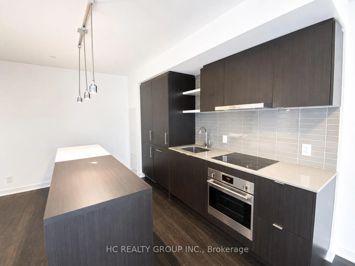 Photo 6 of Unit 1801, 88 Harbour Street, Toronto, Waterfront Communities — HOMEH