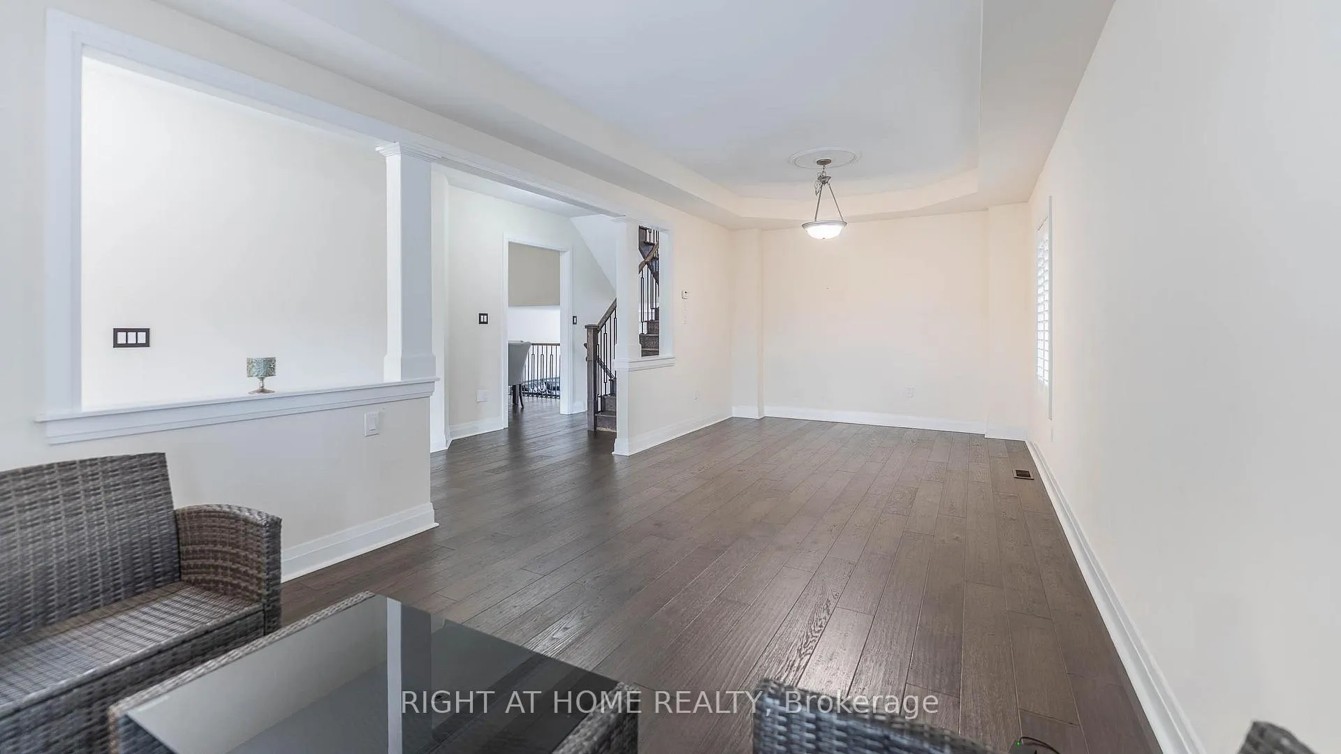 Photo 5 of 707 Audley Road S, Ajax, South East — HOMEH
