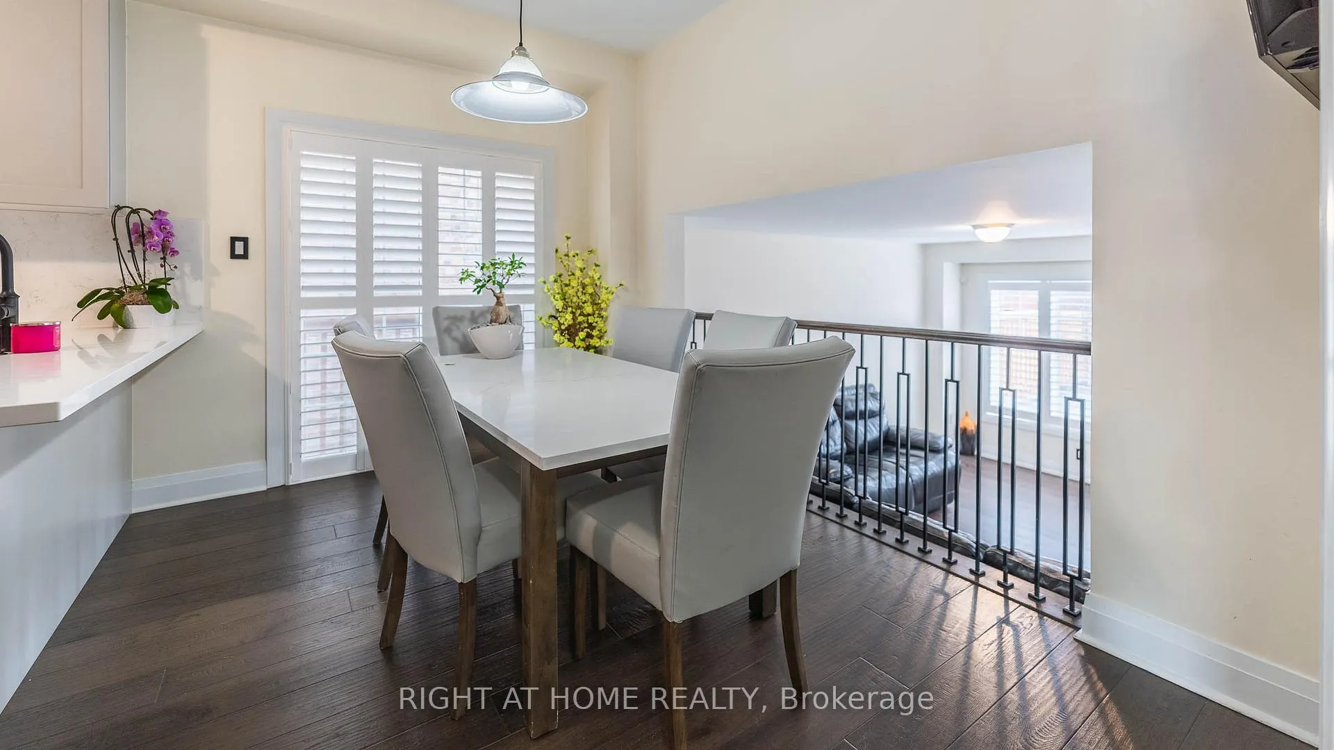 Photo 7 of 707 Audley Road S, Ajax, South East — HOMEH