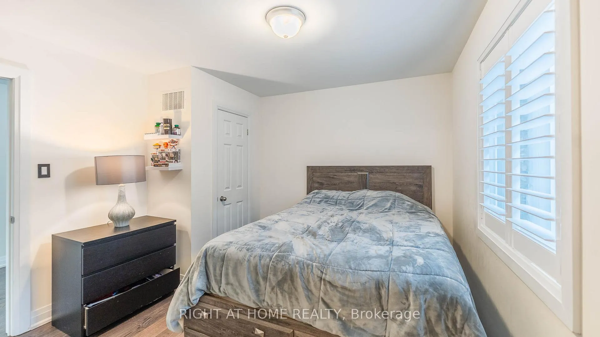 Photo 30 of 707 Audley Road S, Ajax, South East — HOMEH