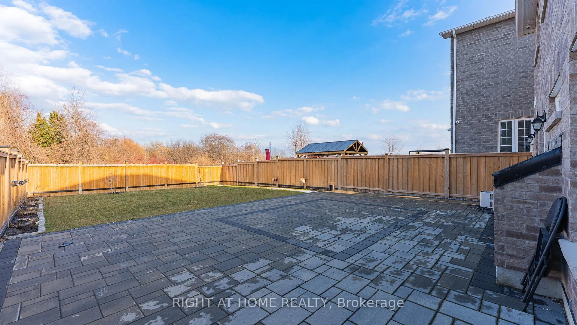 Photo 41 of 707 Audley Road S, Ajax, South East — HOMEH