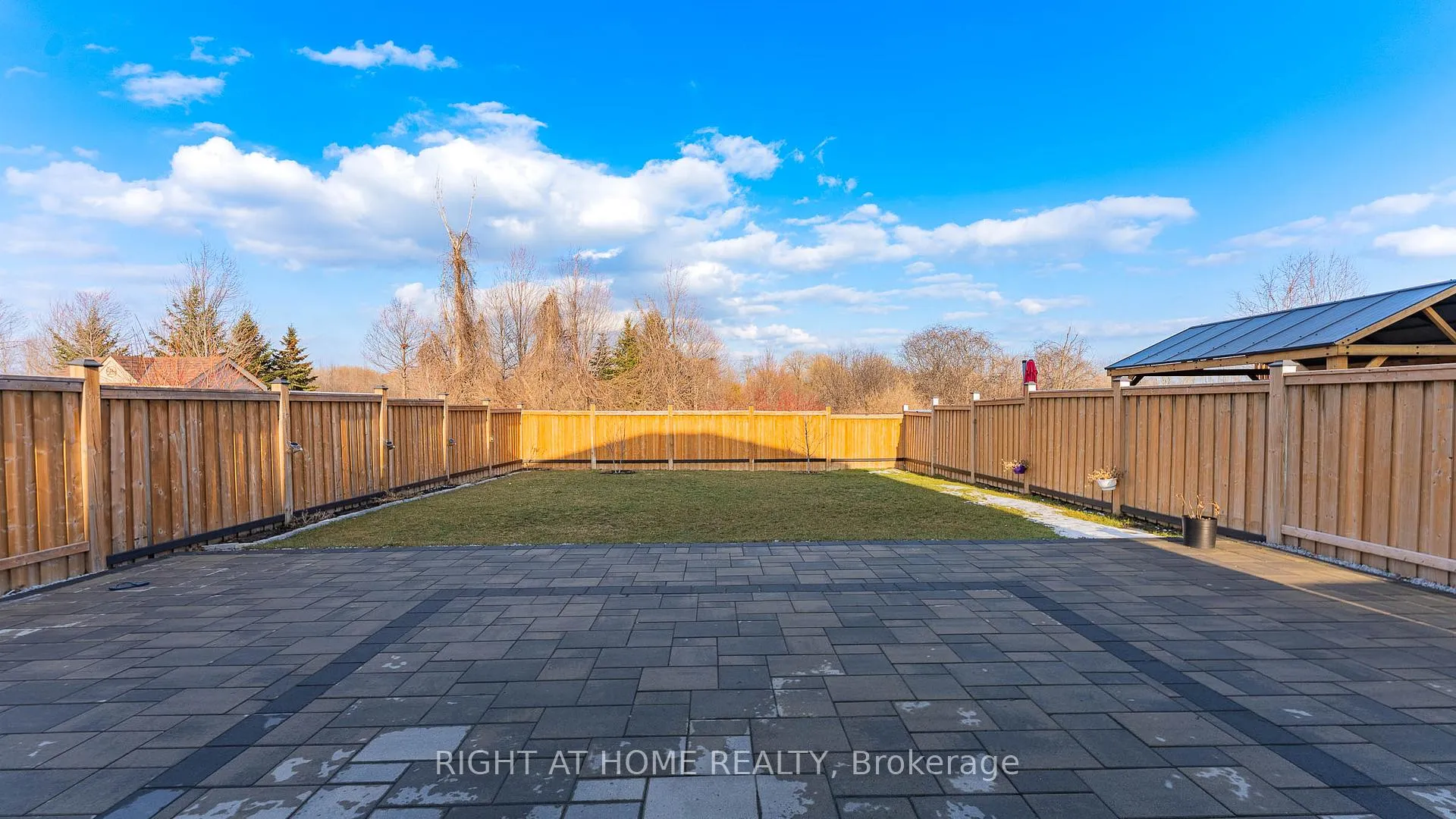 Photo 42 of 707 Audley Road S, Ajax, South East — HOMEH