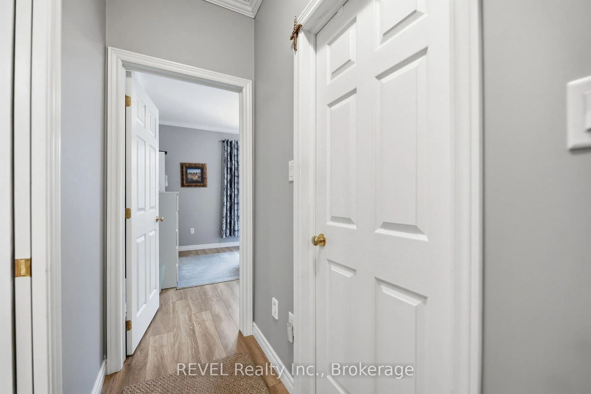 Photo 18 of 6295 Forest Ridge Drive, Niagara Falls, Stamford — HOMEH