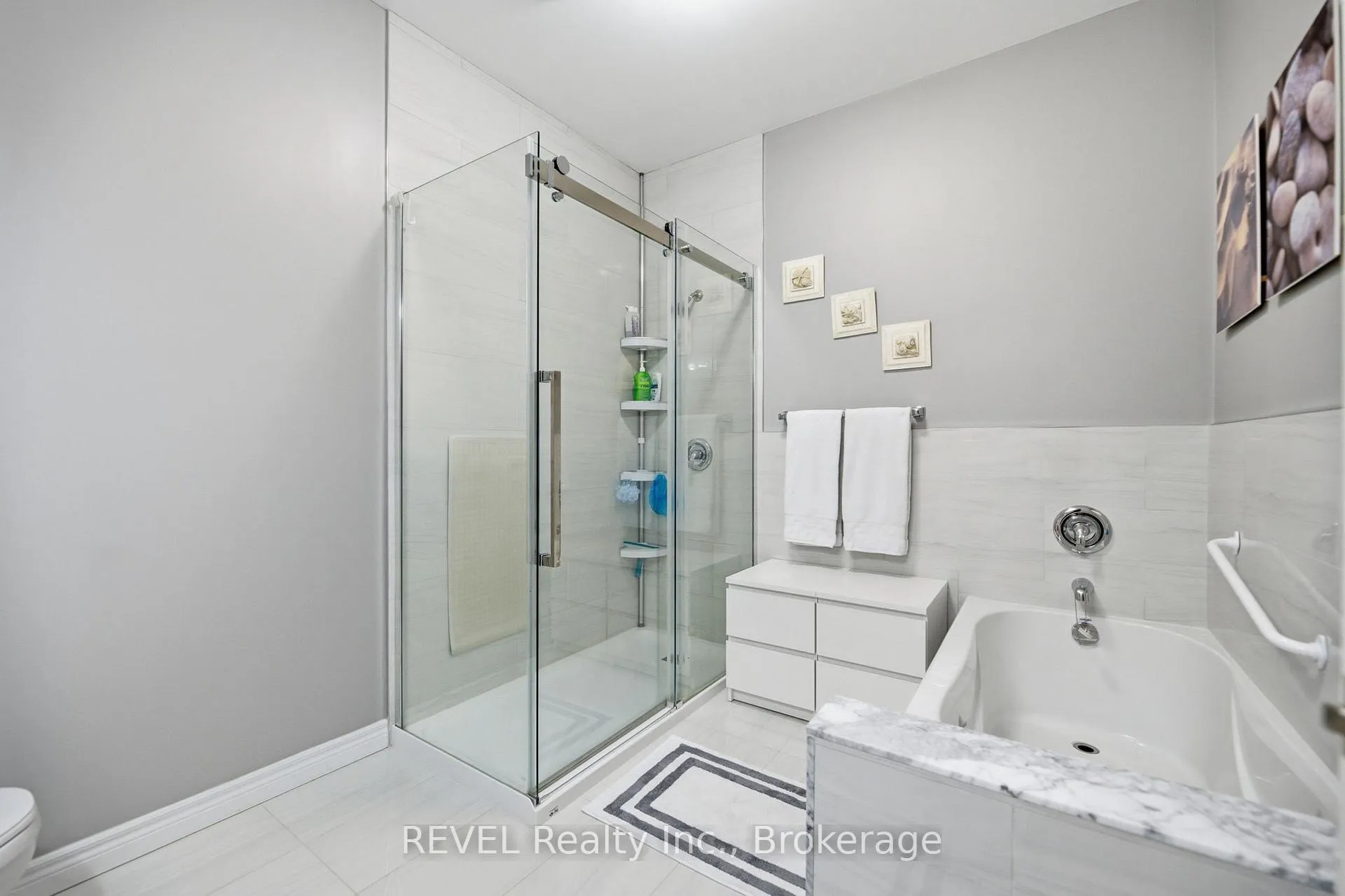 Photo 22 of 6295 Forest Ridge Drive, Niagara Falls, Stamford — HOMEH