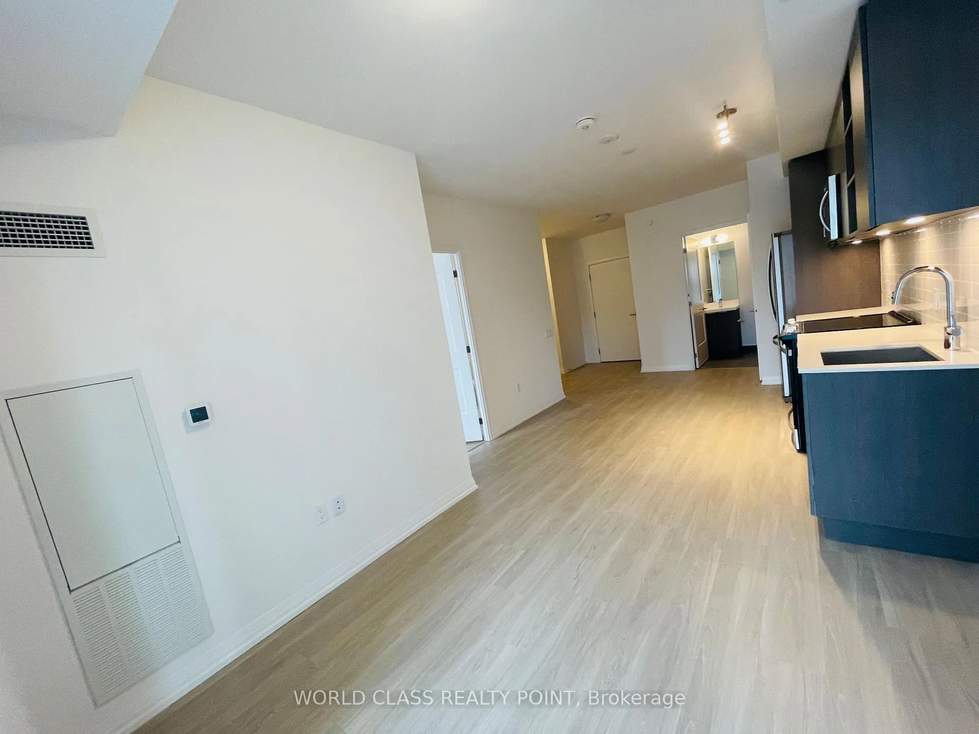 Photo 8 of Unit 1114, 50 Dunfield Avenue, Toronto, Mount Pleasant West — HOMEH