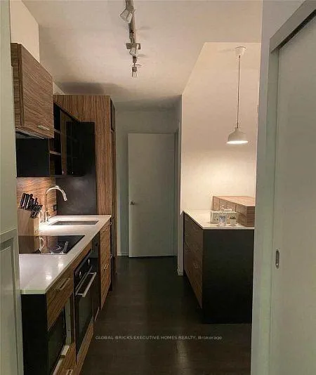 Photo 1 of Unit 701, 75 St Nicholas Street, Toronto, Bay Street Corridor — HOMEH