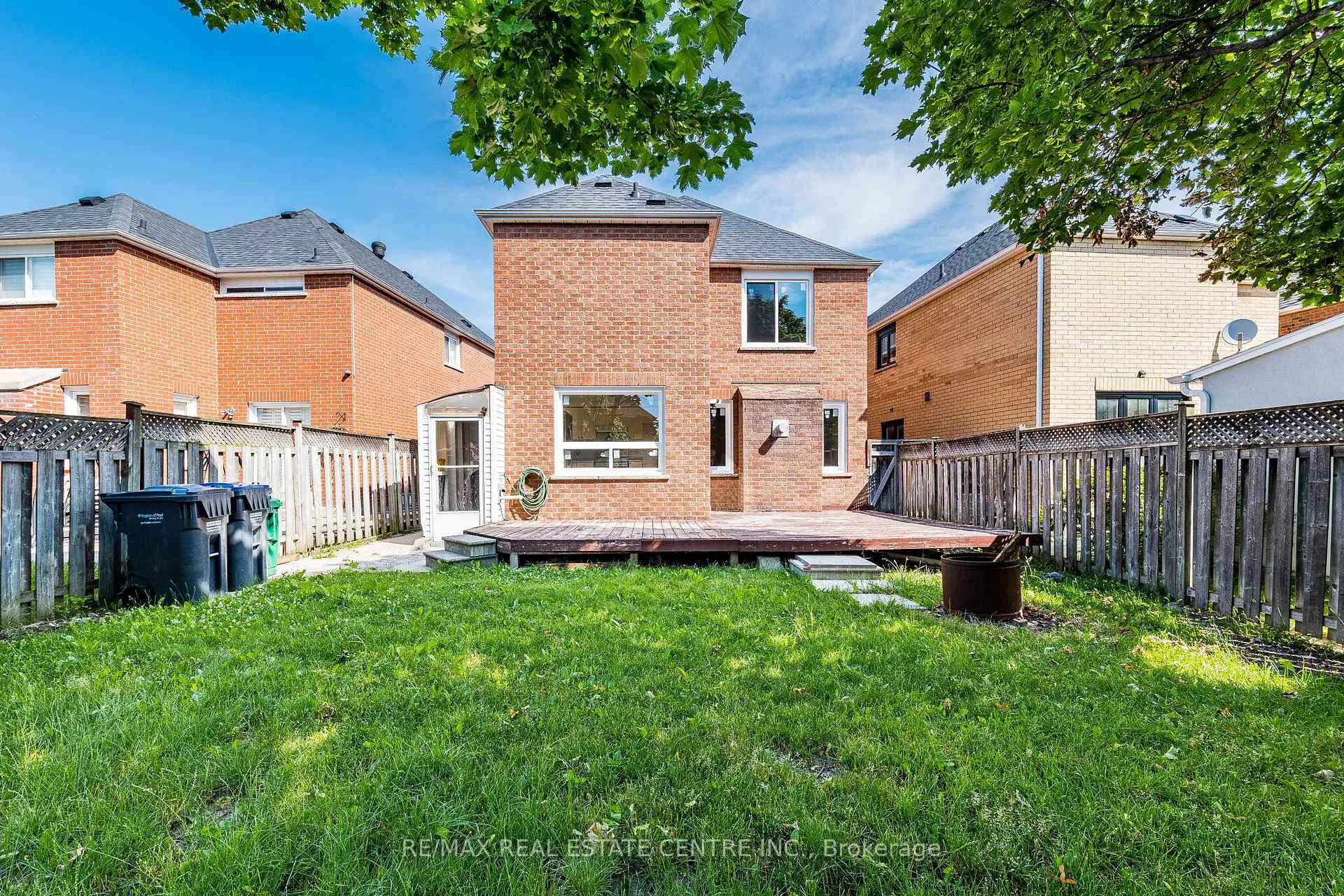 Photo 48 of 35 Twisted Oak Street, Brampton, Sandringham-Wellington — HOMEH