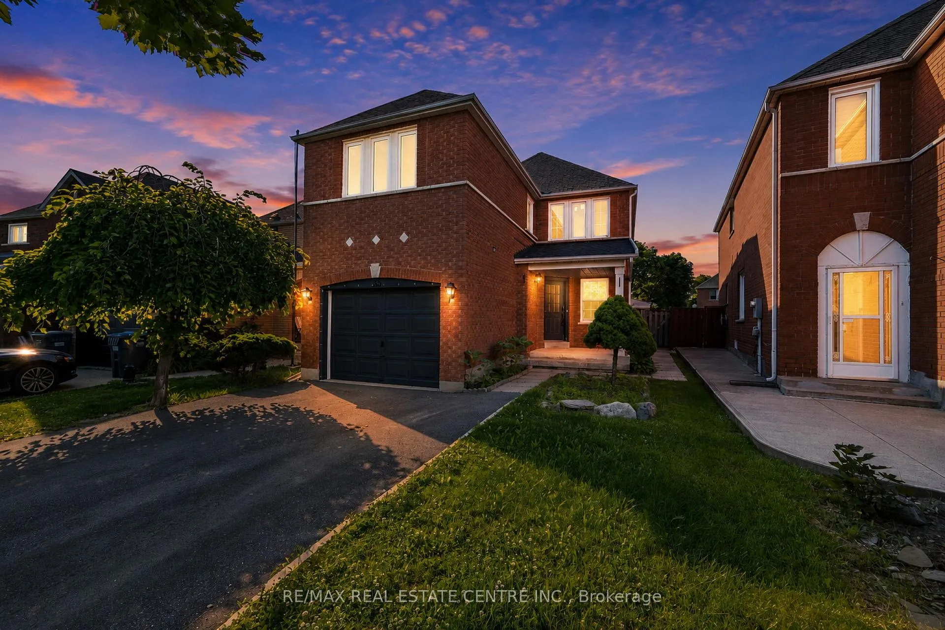 Photo 50 of 35 Twisted Oak Street, Brampton, Sandringham-Wellington — HOMEH