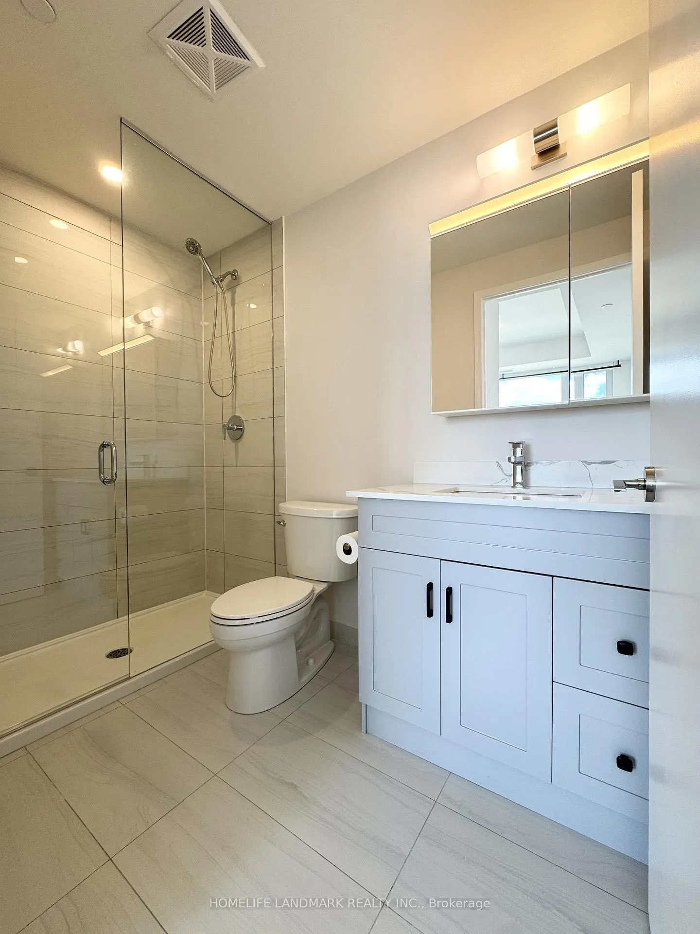 Photo 7 of Unit 626, 2 David Eyer Road, Richmond Hill, Rural Richmond Hill — HOMEH