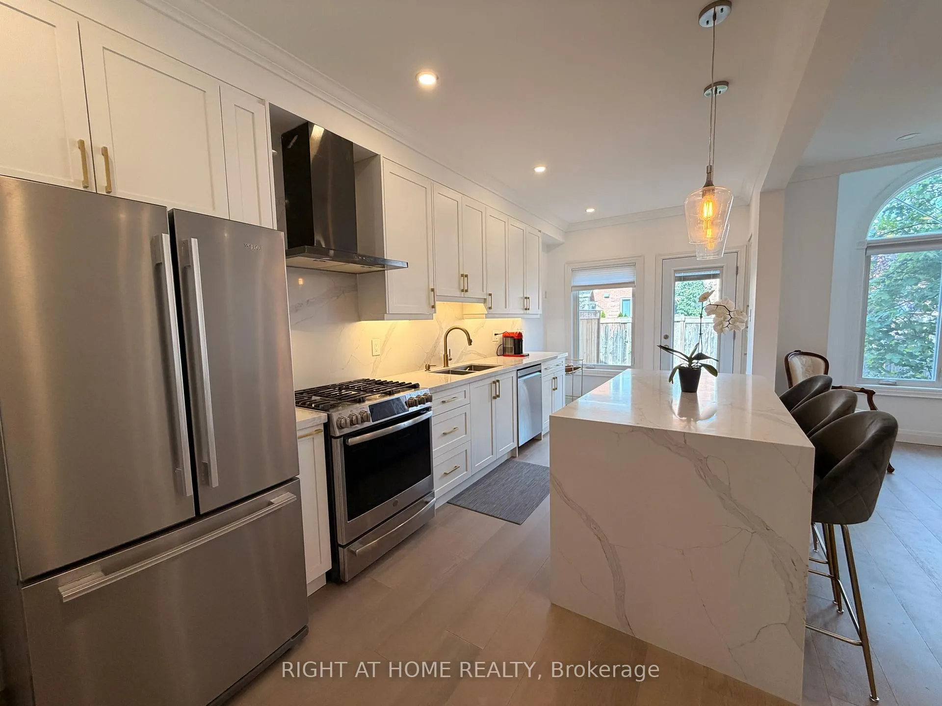 Photo 13 of Unit 7, 2 Mary Gapper Crescent, Richmond Hill, North Richvale — HOMEH