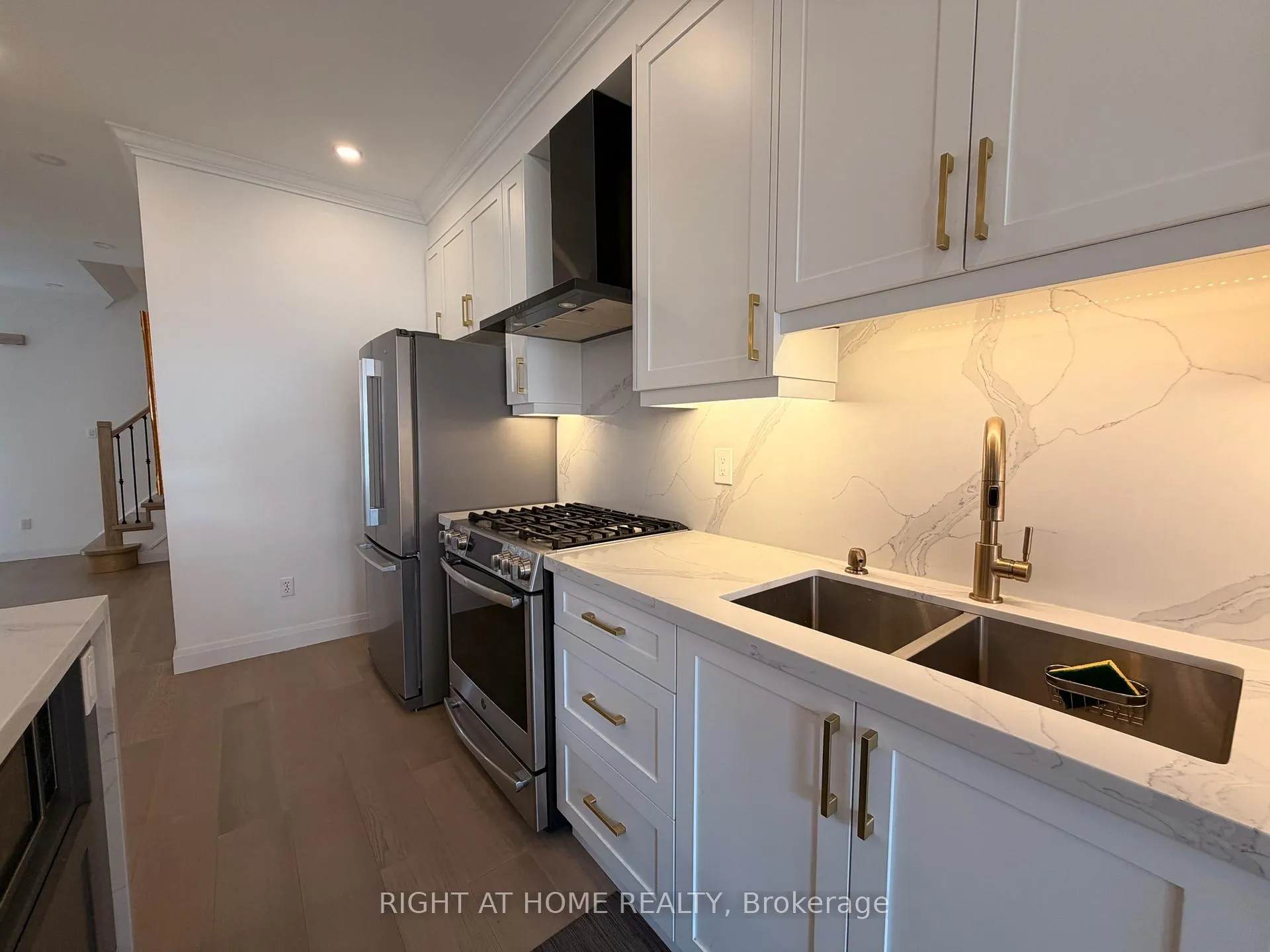Photo 16 of Unit 7, 2 Mary Gapper Crescent, Richmond Hill, North Richvale — HOMEH