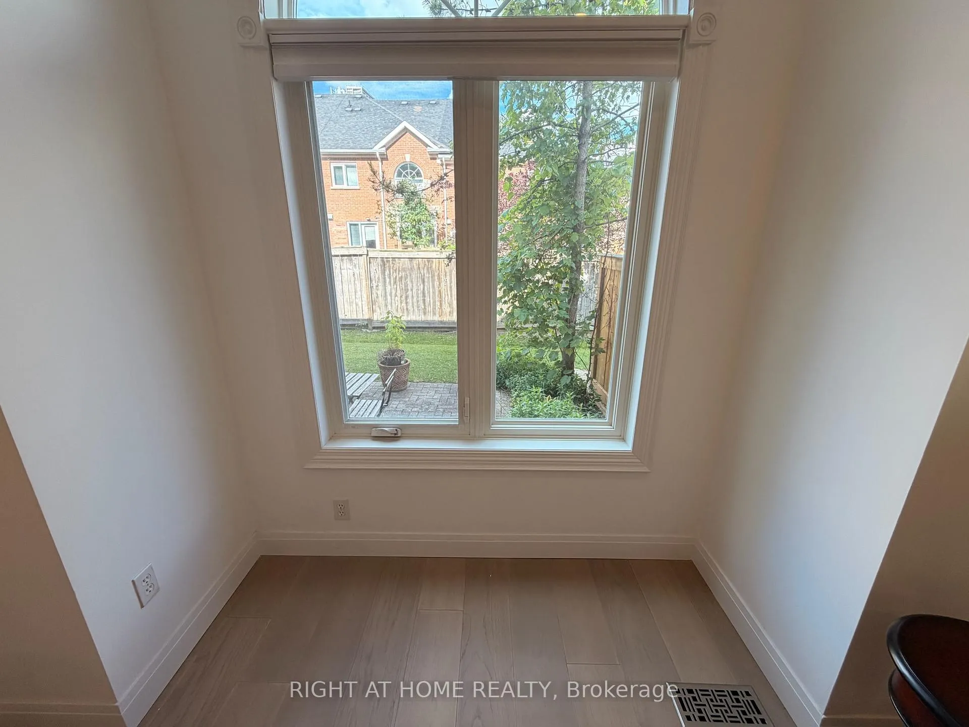 Photo 19 of Unit 7, 2 Mary Gapper Crescent, Richmond Hill, North Richvale — HOMEH