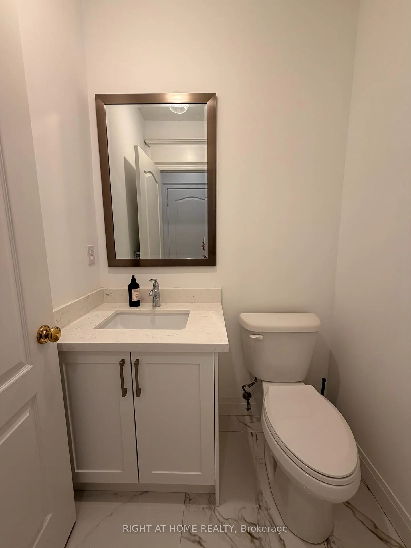 Photo 22 of Unit 7, 2 Mary Gapper Crescent, Richmond Hill, North Richvale — HOMEH