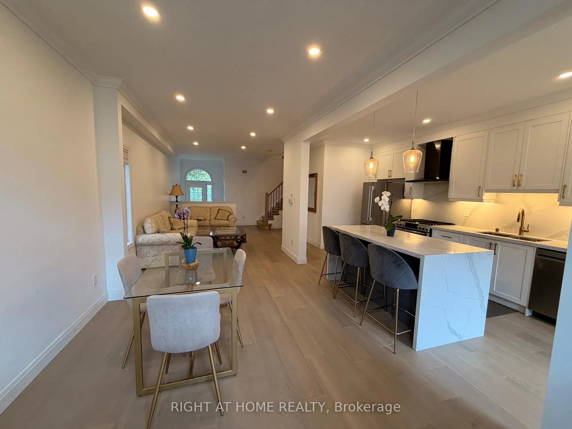 Photo 23 of Unit 7, 2 Mary Gapper Crescent, Richmond Hill, North Richvale — HOMEH