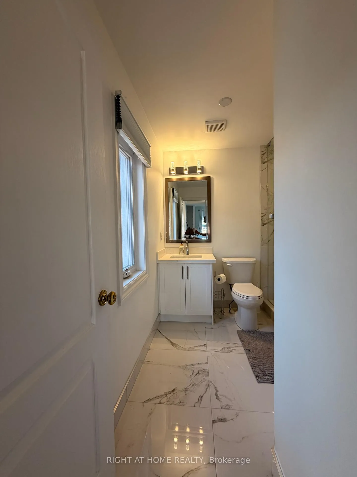 Photo 38 of Unit 7, 2 Mary Gapper Crescent, Richmond Hill, North Richvale — HOMEH