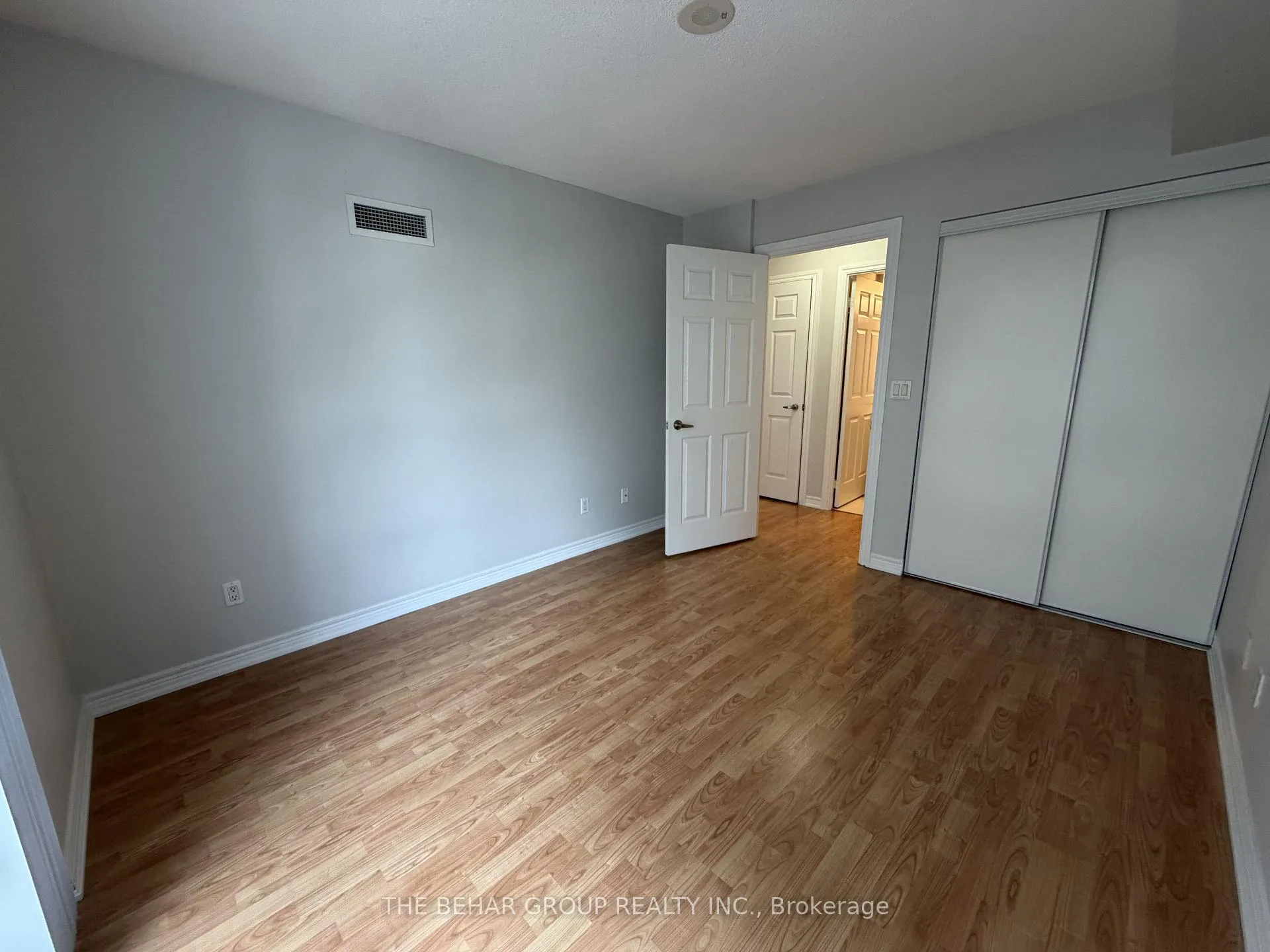 Photo 10 of Unit 706, 761 Bay Street, Toronto, Bay Street Corridor — HOMEH