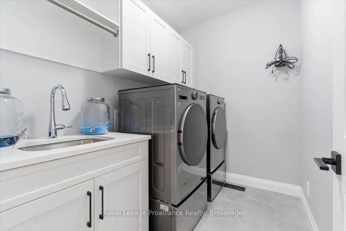Photo 22 of 564 Willett Road, Belleville, Thurlow Ward — HOMEH