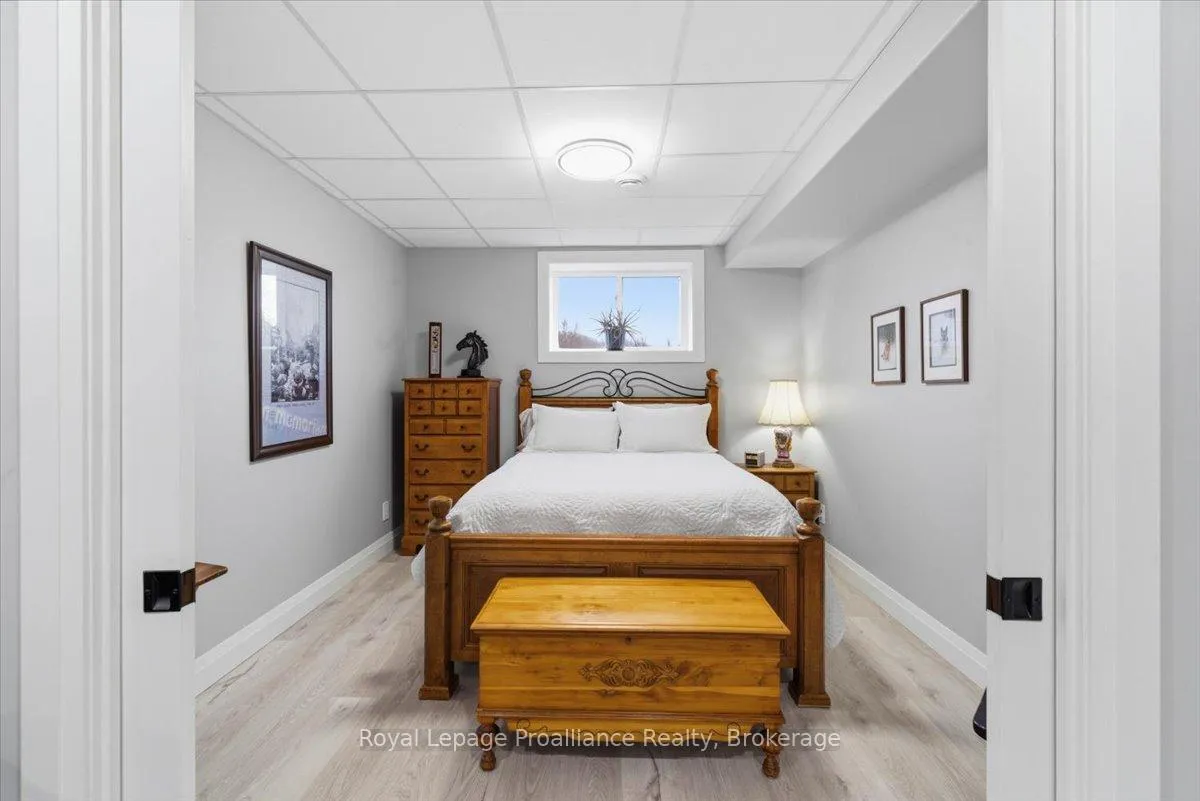 Photo 32 of 564 Willett Road, Belleville, Thurlow Ward — HOMEH