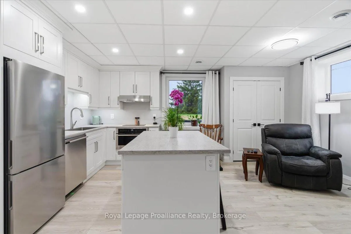 Photo 37 of 564 Willett Road, Belleville, Thurlow Ward — HOMEH