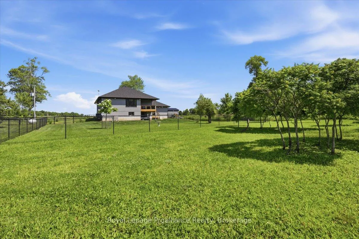 Photo 42 of 564 Willett Road, Belleville, Thurlow Ward — HOMEH